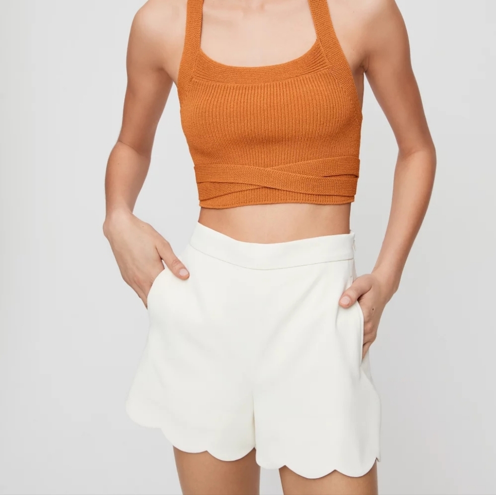 Aritzia Wilfred Arbre Scallop Shorts